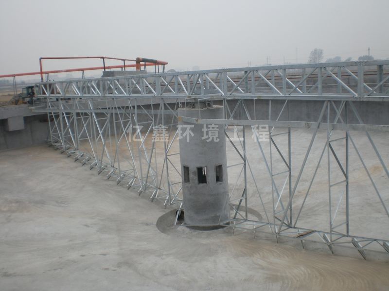 刮泥機(jī)